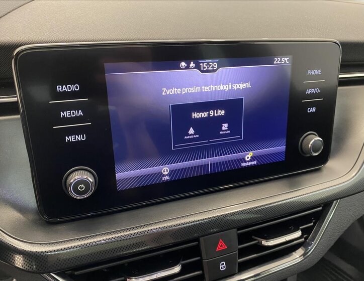 Škoda Kamiq SUV 999,0 66 kw