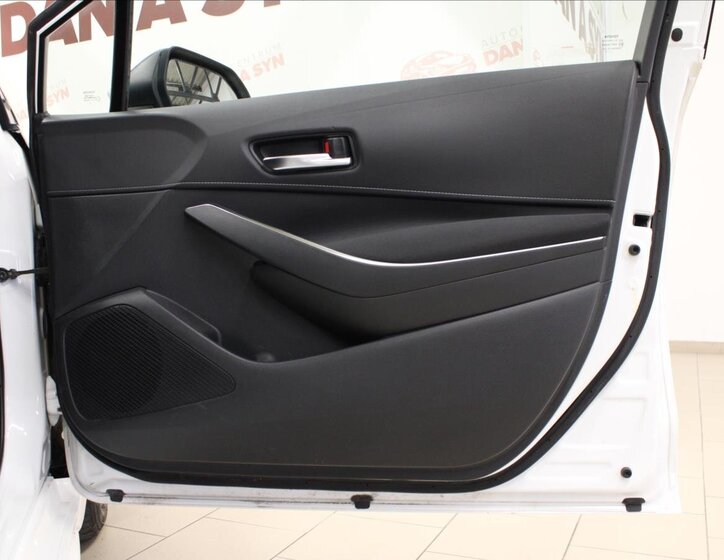 Toyota Corolla Hatchback 1,2 l 85 kw