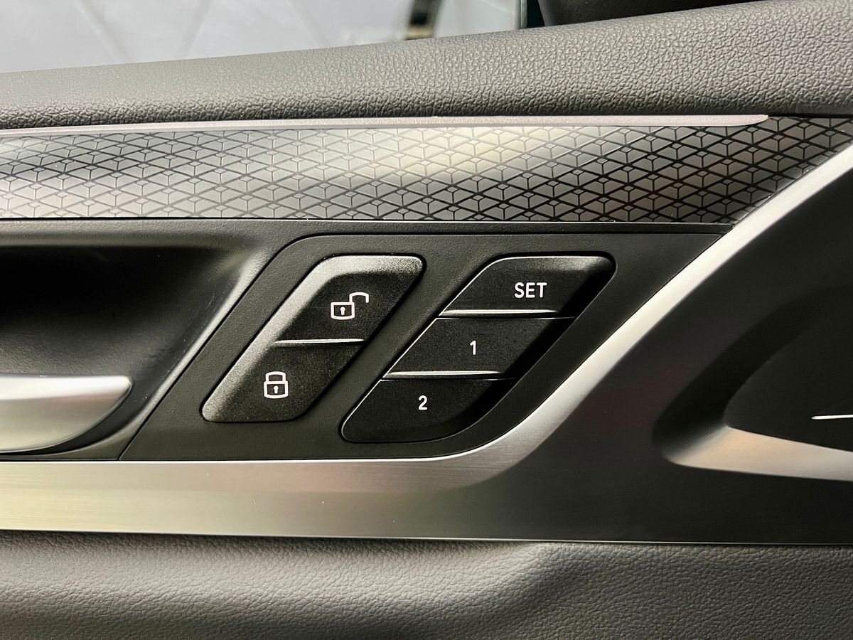 BMW X3 SUV / Terénní 2,0 l 140 kw