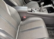 Peugeot 308 8