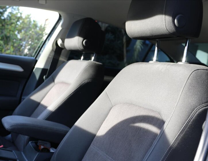 Volkswagen Passat Sedan / Limuzína 2,0 l 110 kw