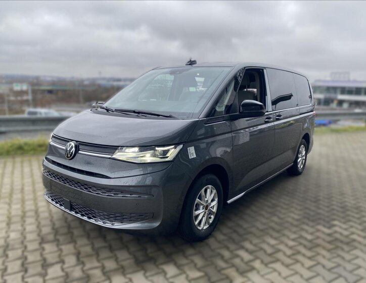 Volkswagen Multivan 1