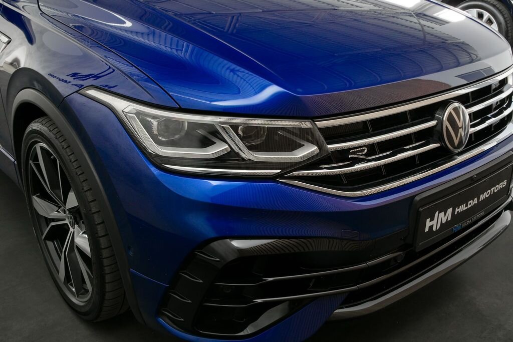 Volkswagen Tiguan SUV 2,0 l 235 kw