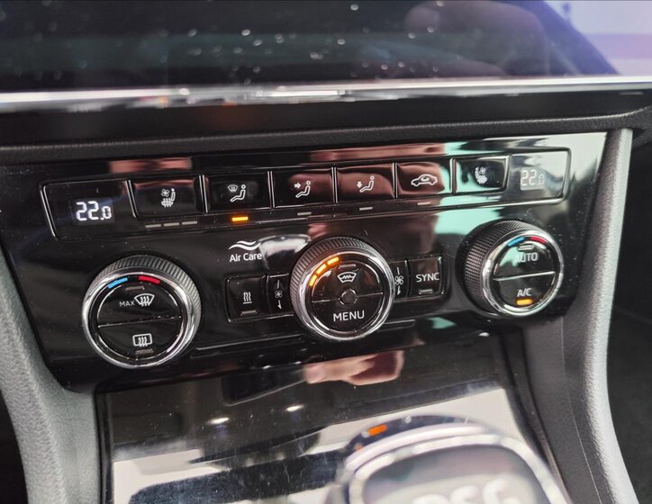 Škoda Superb Kombi 2,0 l 140 kw