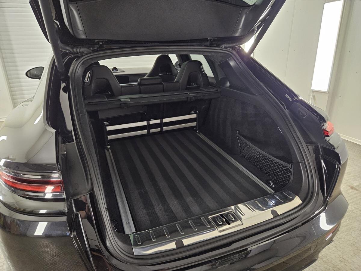 Porsche Panamera Kombi 4,0 l 404 kw