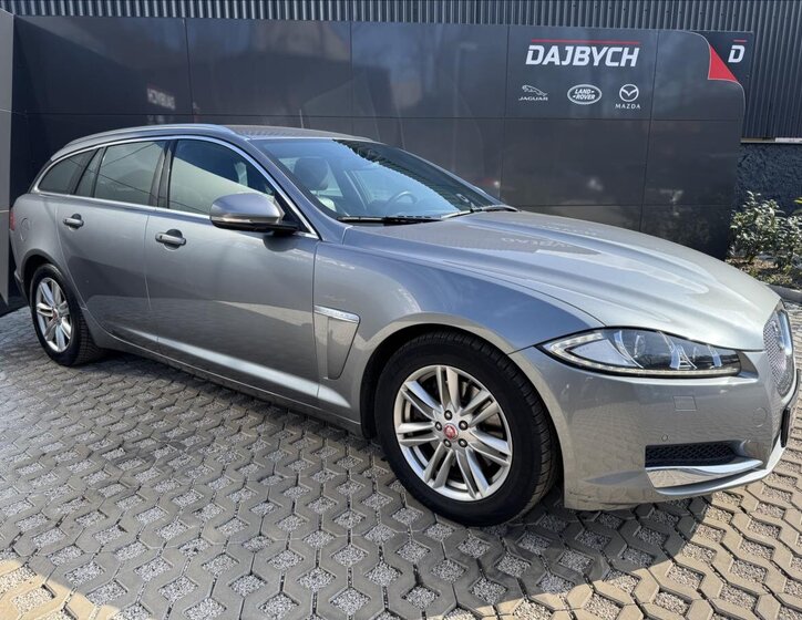 Jaguar XF Kombi 2,2 l 120 kw