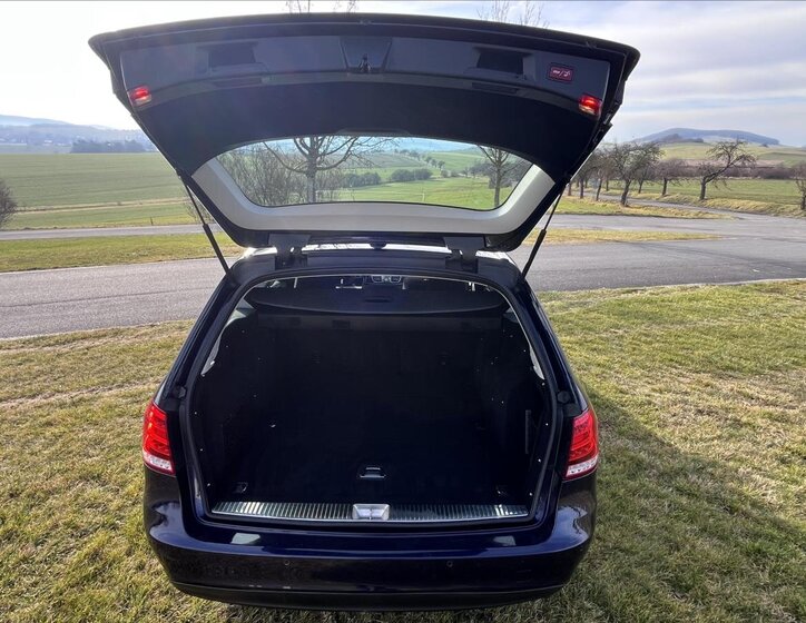 Mercedes-Benz Třídy E Kombi 3,0 l 190 kw