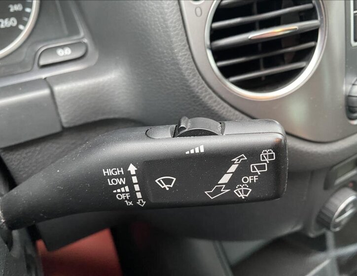 Volkswagen Tiguan SUV / Terénní 2,0 l 103 kw