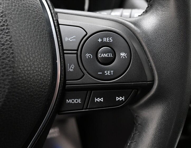 Toyota RAV4 SUV / Terénní 2,0 l 129 kw