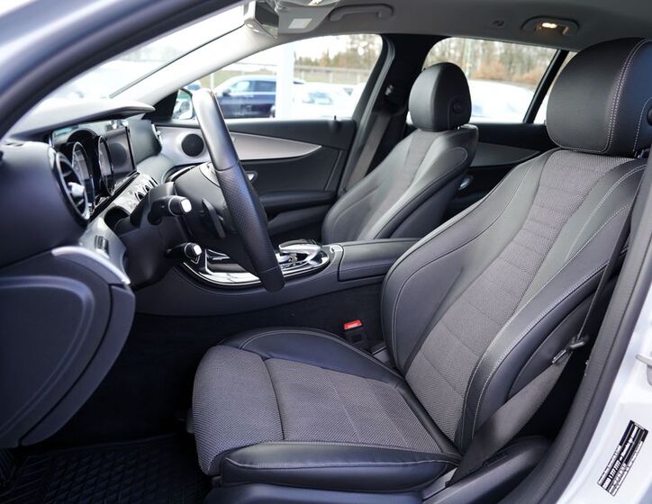 Mercedes-Benz Třídy E 17