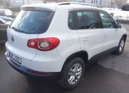Volkswagen Tiguan 5