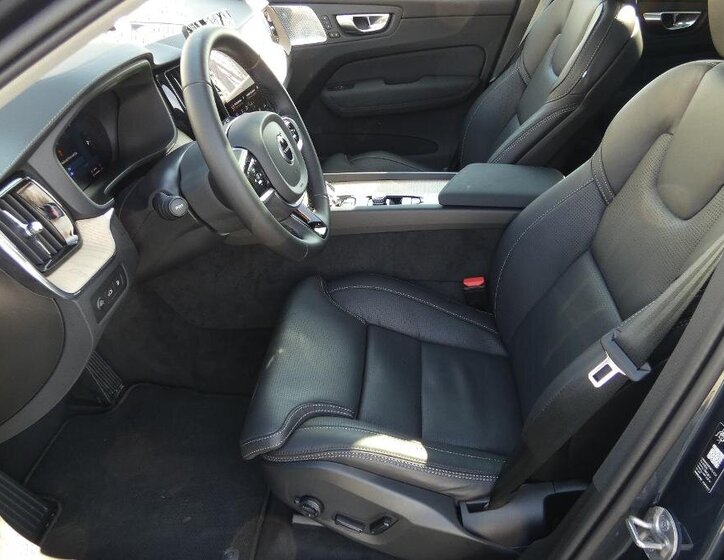 Volvo XC60 SUV 2,0 l 228 kw