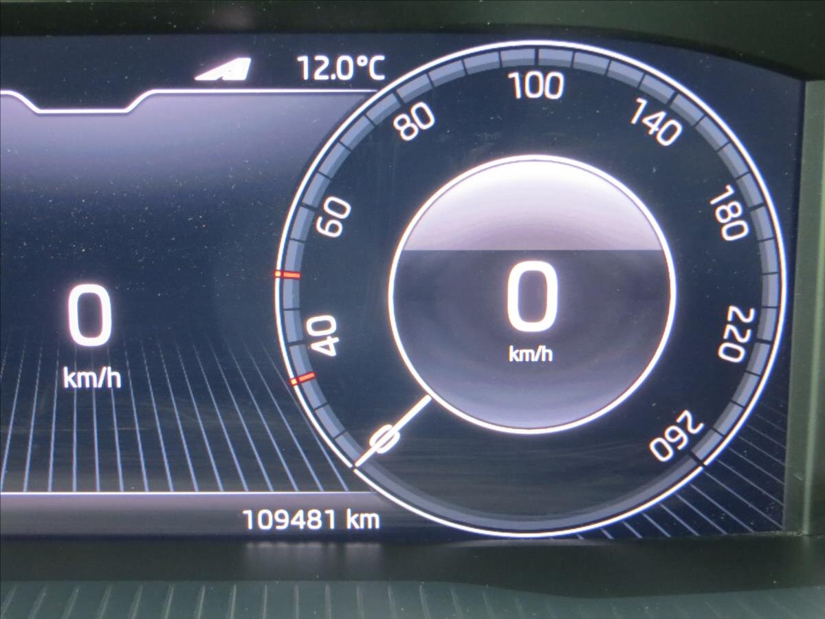 Škoda Superb Liftback 1,4 l 115 kw