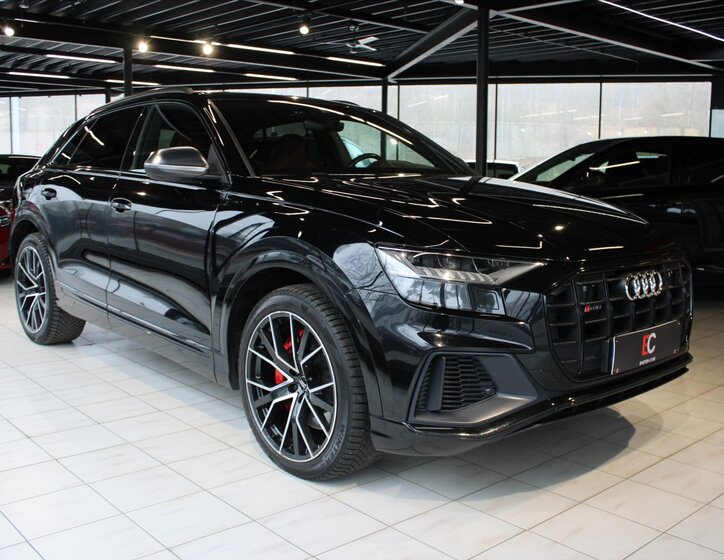 Audi SQ8 SUV / Terénní 4,0 l 320 kw