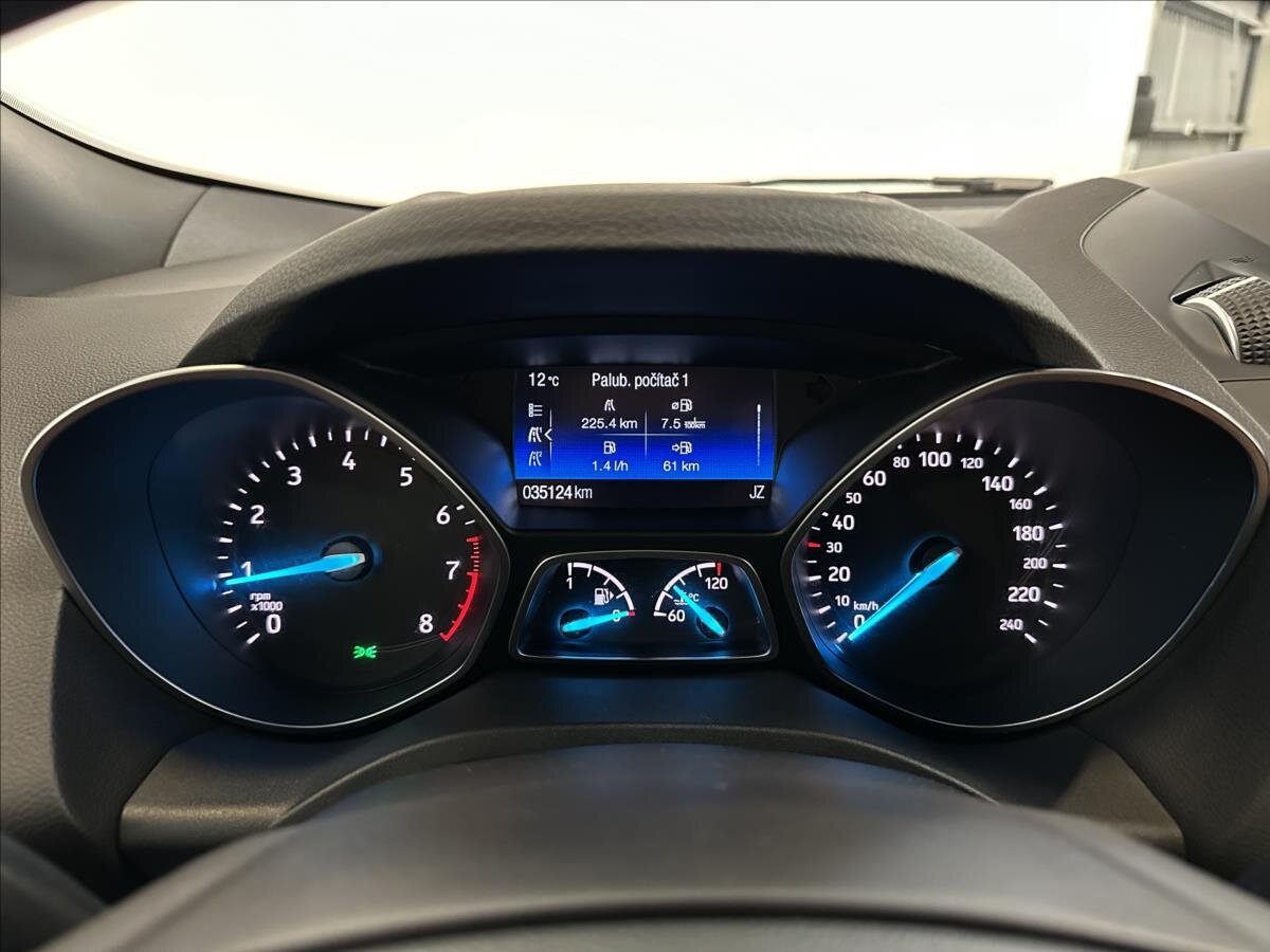 Ford Kuga SUV 1,5 l 110 kw