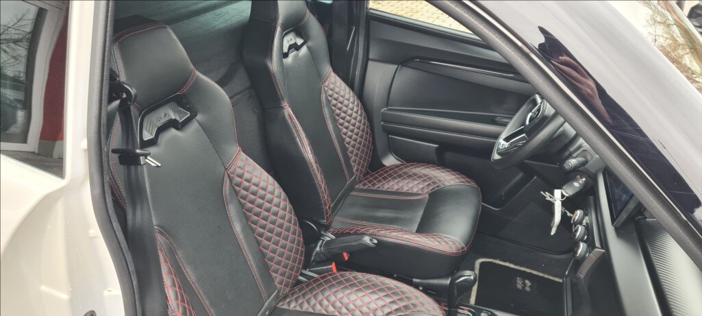 Ligier JS 60 Hatchback 478,0 6 kw