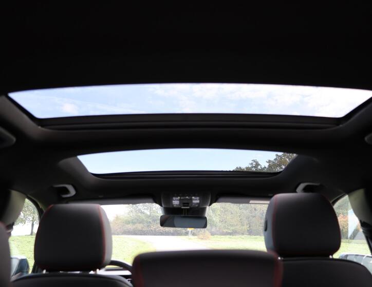 Mercedes-Benz GLB 42