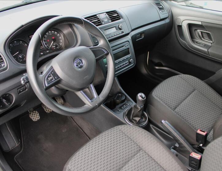Škoda Fabia 15