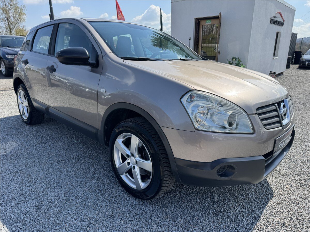 Nissan Qashqai SUV / Terénní 1,6 l 84 kw