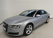 Audi A8 1