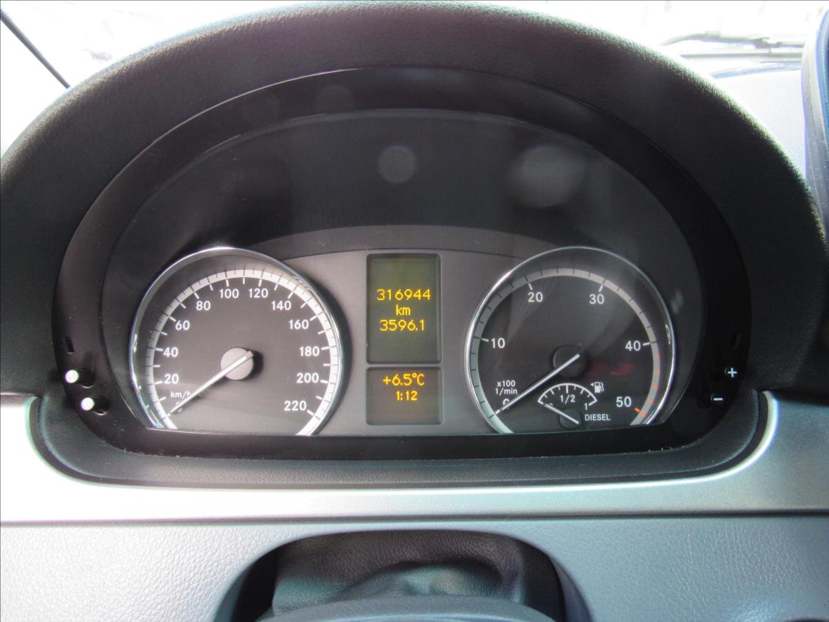 Mercedes-Benz Viano Kombi 3,0 l 150 kw