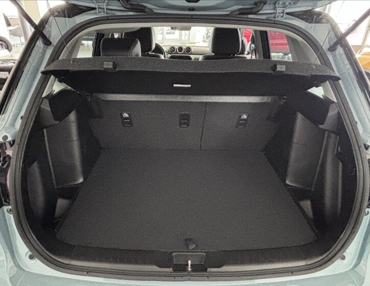 Suzuki Vitara SUV / Terénní 1,4 l 81 kw