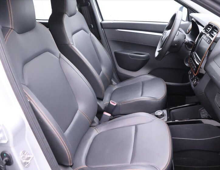 Dacia Spring Hatchback 0,0 33 kw