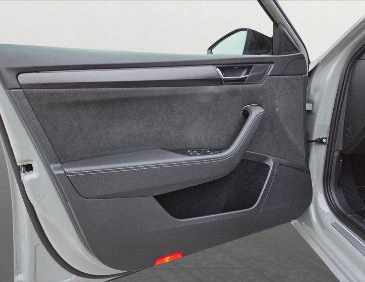 Škoda Superb Kombi 2,0 l 110 kw