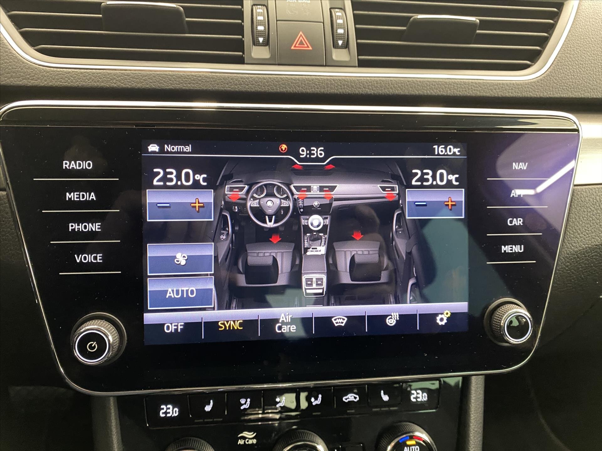 Škoda Superb Liftback 2,0 l 140 kw