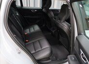 Volvo V60 Kombi 2,0 l 145 kw