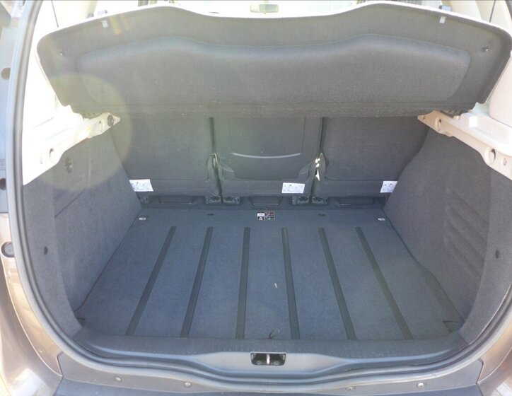 Renault Scénic Kombi 1,9 l 96 kw