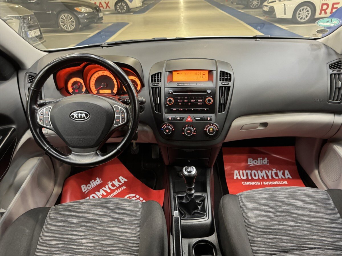 KIA Ceed Hatchback 1,4 l 80 kw