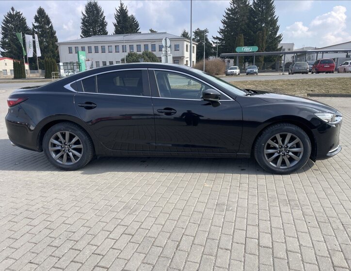 Mazda 6 Sedan / Limuzína 2,0 l 121 kw