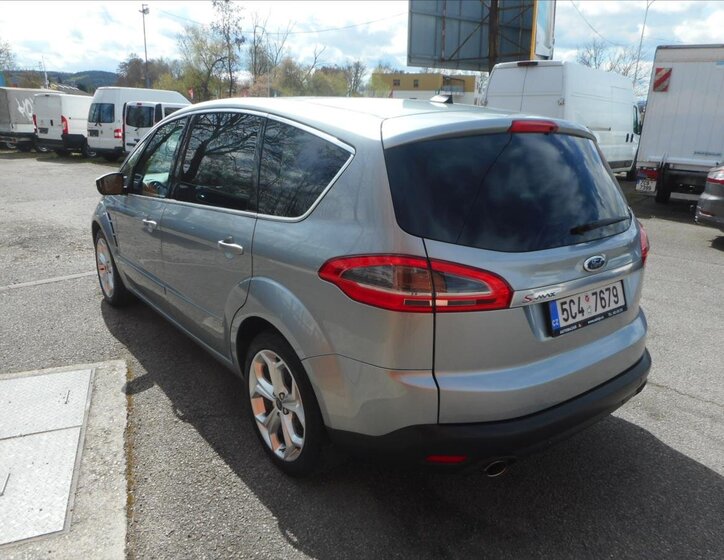 Ford S-MAX Kombi 2,2 l 129 kw