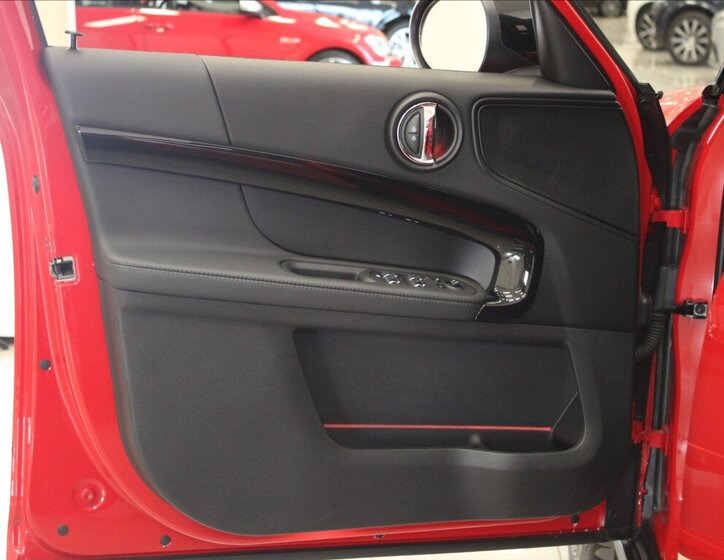 Mini Countryman SUV / Terénní 1,5 l 100 kw