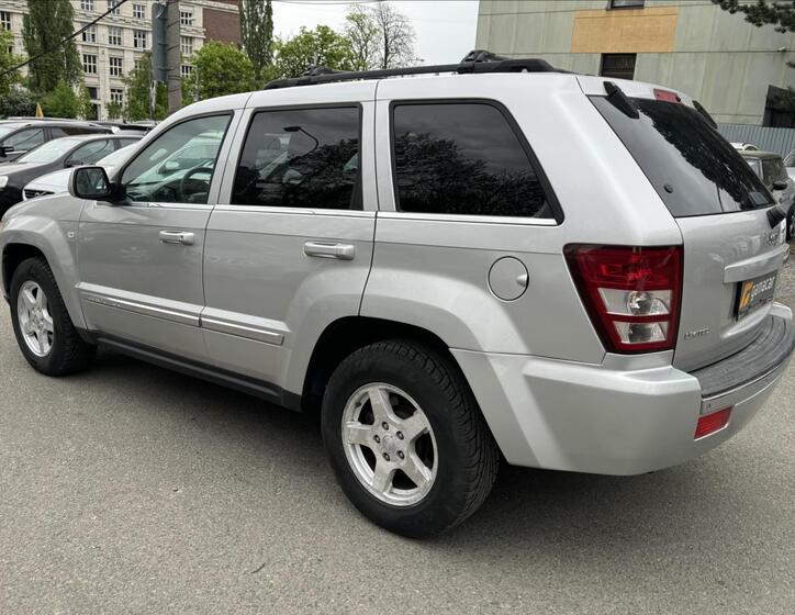 Jeep Grand Cherokee 6