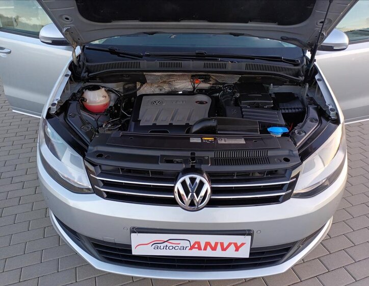 Volkswagen Sharan MPV 2,0 l 103 kw