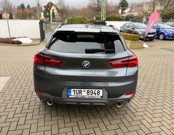 BMW X2 SUV 2,0 l 140 kw