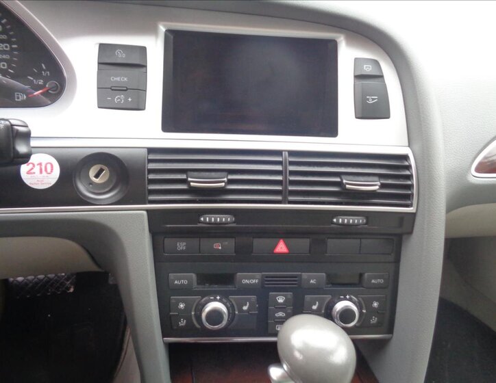 Audi A6 Kombi 3,0 l 176 kw