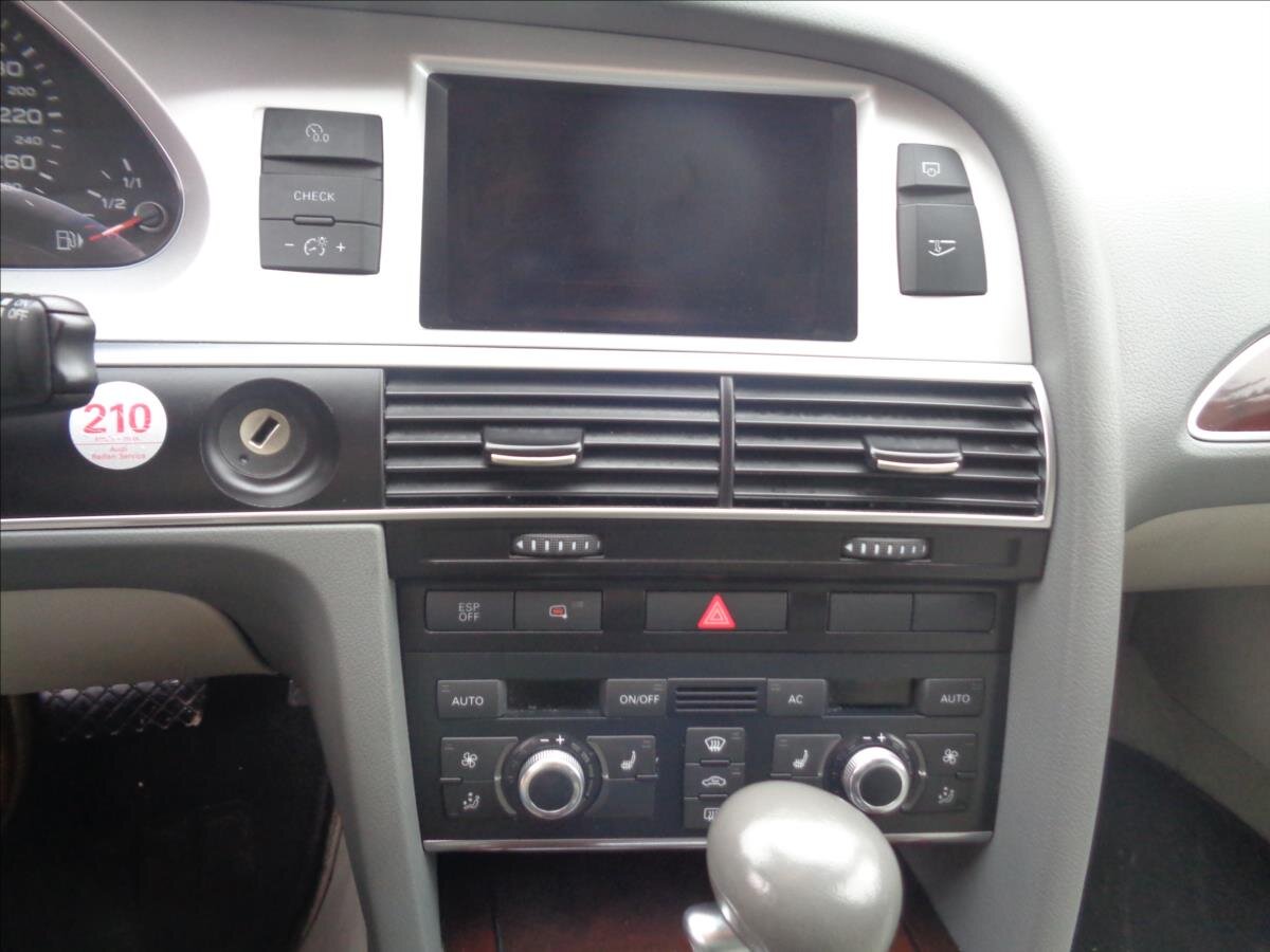 Audi A6 Kombi 3,0 l 176 kw