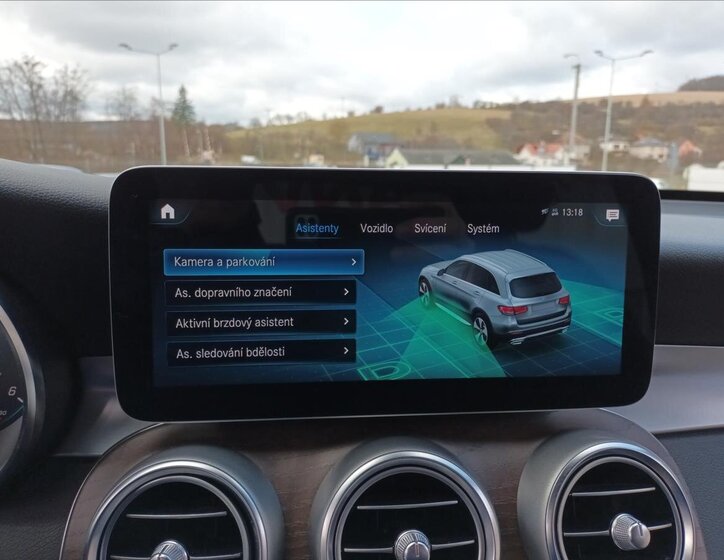 Mercedes-Benz GLC SUV 2,0 l 180 kw