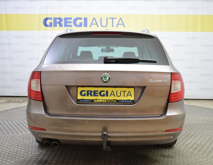 Škoda Superb Kombi 1,8 l 118 kw