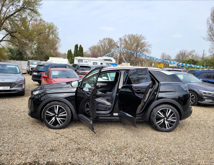 Peugeot 3008 SUV / Terénní 1,6 l 165 kw