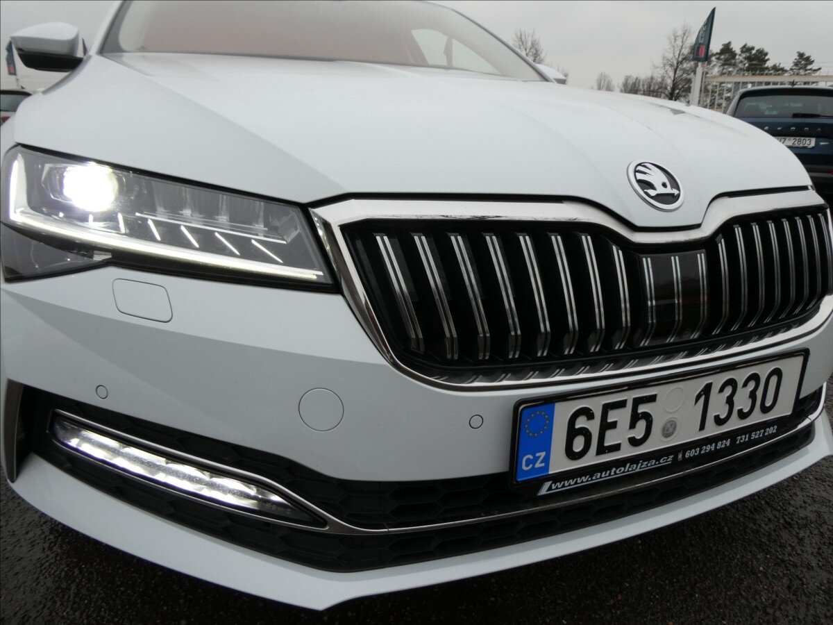 Škoda Superb Sedan / Limuzína 2,0 l 110 kw