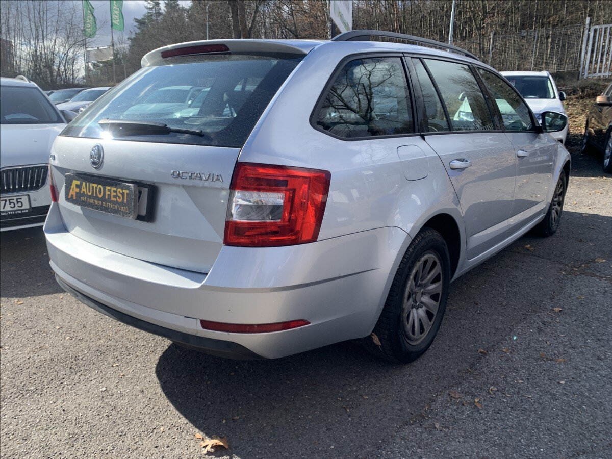 Škoda Octavia Kombi 1,6 l 85 kw