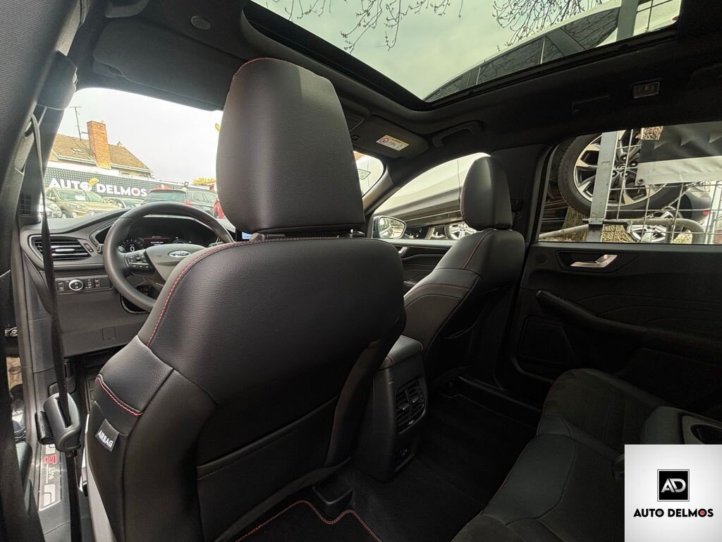 Ford Kuga SUV / Terénní 2,5 l 165 kw