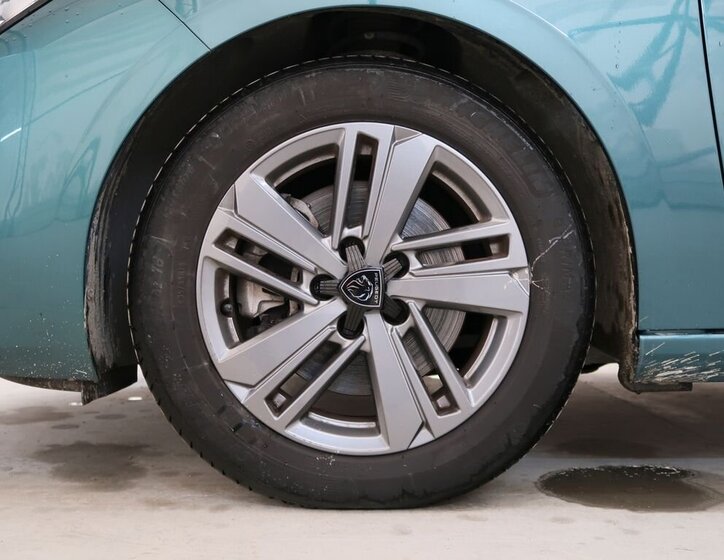 Peugeot 308 Kombi 1,5 l 96 kw