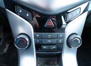 Chevrolet Cruze Sedan / Limuzína 2,0 l 110 kw