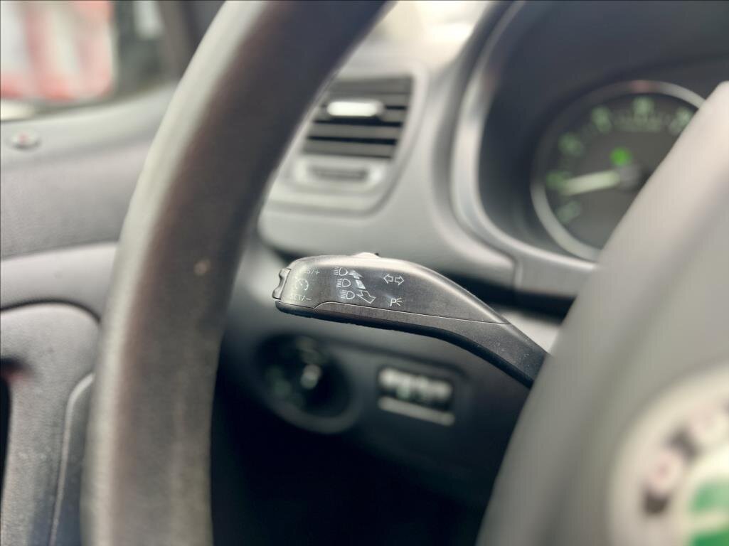 Škoda Roomster MPV 1,2 l 63 kw