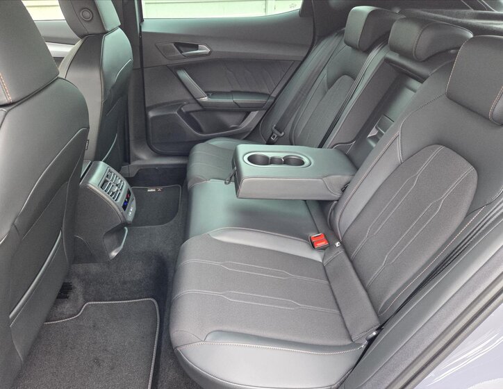 Cupra Formentor SUV / Terénní 2,0 l 140 kw